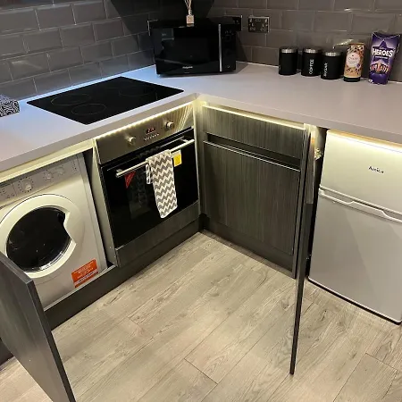 1 Bedroom Lavish 아파트 브래드퍼드