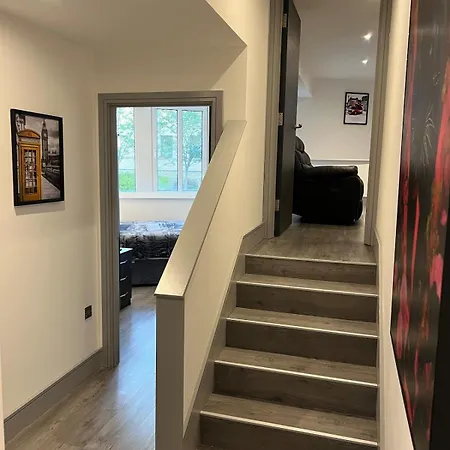 1 Bedroom Lavish 아파트 *