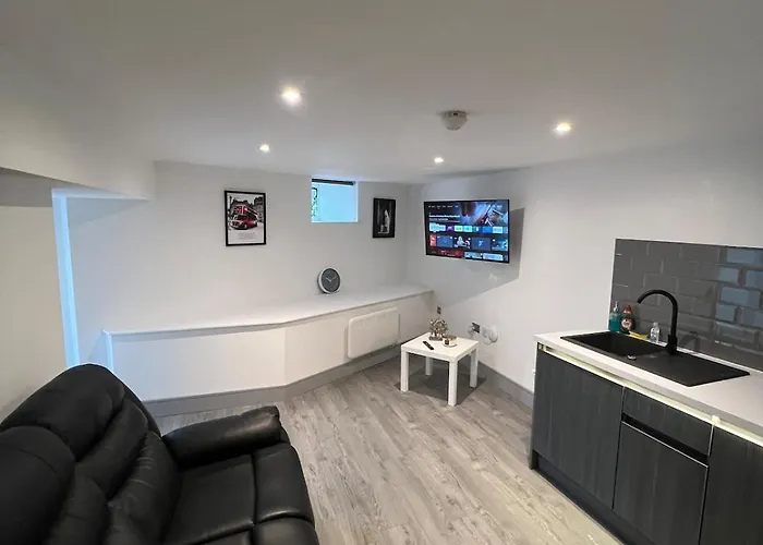 1 Bedroom Lavish Bradford (West Yorkshire)